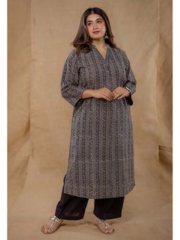 The Indian Ethnic Co. - Dia Blue Ajrakh Cotton Straight Kurta