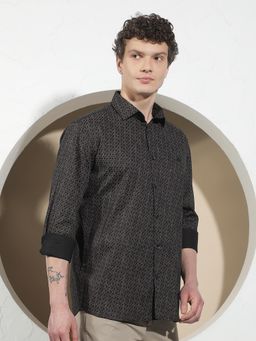 CRIMSOUNE CLUB - Men's Black Printed Shirt
