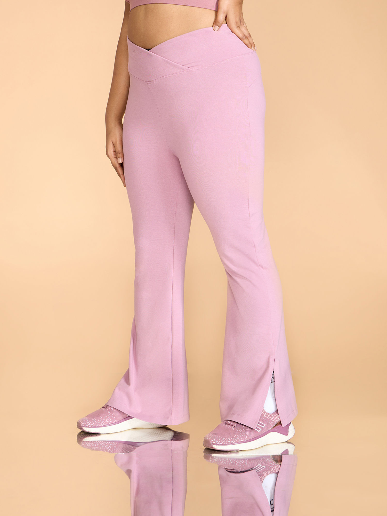 Top judith march bell bottom jeans Free Shipping Black Friday