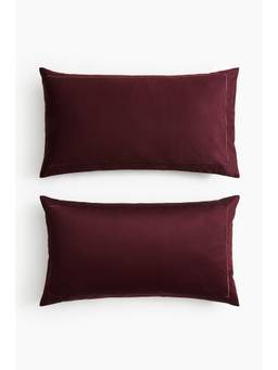 H&M - Red 2-Pack Cotton Sateen Pillowcases