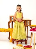 Yellow color option, Sold out, Currently selected