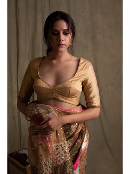 PRIYANKA RAAJIV - Turvi Gold Silk Blouse