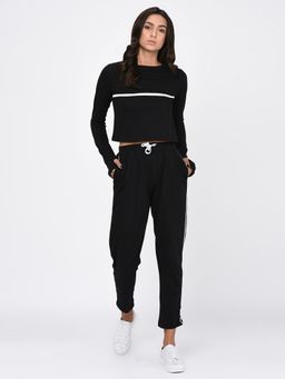 RIGO - Black Crop Top With Thumbhole Sleeves