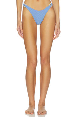 Bond Eye - Ring Scene Brief