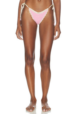 Capittana - Trinidad Flower Bottom