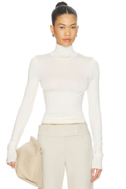 Eterne - Fitted Turtleneck Top in Cream