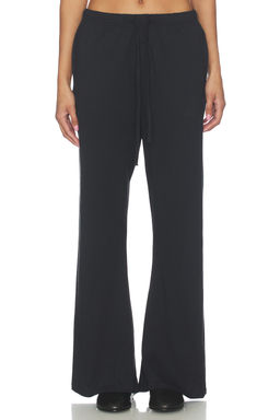 Fear of God ESSENTIALS - Signature Classic Fit Flare Sweatpant