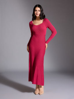 Twenty Dresses by Nykaa Fashion - Magenta Textured Scoop Neck Fit and Flare Midi Dress