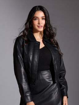 Twenty Dresses by Nykaa Fashion - Black Solid Furry Collar Crop Leather Jacket