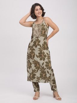 R&B - Women Green Rayon Floral Kurta with Pant