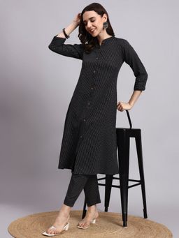 Aayusika - Women Black Cotton Blend Stripes Kurta with Pant