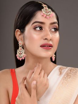 Saraf RS Jewellery - Gold Kundan Studded Pink And White Pearl Beadded Maangtika Earring Jewellery Set