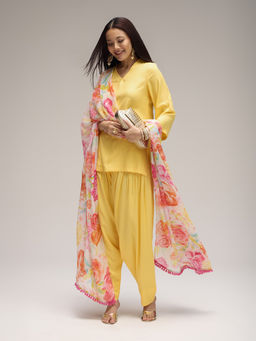 Gajra Gang - Yellow Rayon Kurta, Farsi Salwar & Floral Dupatta Blushed Affair Set Of 3