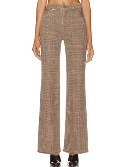 R13 - Charlotte Flare