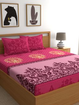 Dreamscape - Pink Printed Cotton King Bedsheet with Pillow Covers