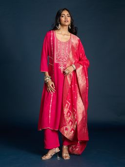 Gajra Gang - Fuchsia Embroidered Muslin Kurta, Pant & Dupatta Diwalicous (Set of 3)