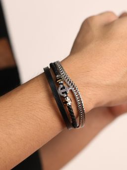 Peora - Stainless Steel and Black Leather Openable Bracelet Stylish Fashion Jewellery for Men