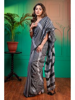 Boveee - Women Grey Cotton Woven Saree Without Blouse