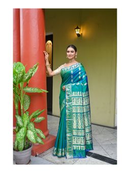 Boveee - Women Teal Silk Woven Saree Without Blouse