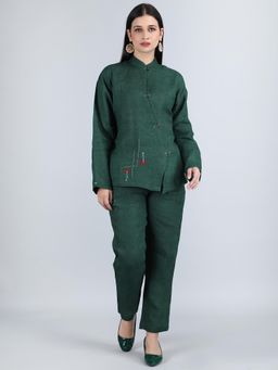 1401 The Label - Women Green Linen Embroidered Co-Ord Set