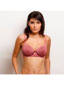 Red color option, Sold out, Currently selected