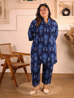 Indietoga Plus Size - Womens Plus Size Dark Blue Motifs Printed Cotton Long Line Co-Ord Set