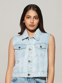 Twenty Dresses by Nykaa Fashion - Blue Light Wash Sleeveless Crop Denim Jacket