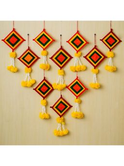 eCraftIndia - Handmade Marigold Flowers with Woolen Kite (Pack Of 10)