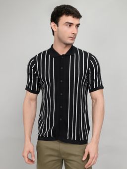 Monte Carlo - Mens Smart Fit Half Sleeve Self Design Collar Shirt