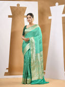 Green color option, Sold out, Currently selected
