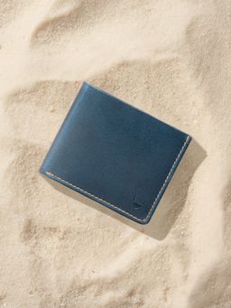 Hidesign - Genuine Leather Men's Bi Fold Wallet - Midnight Blue