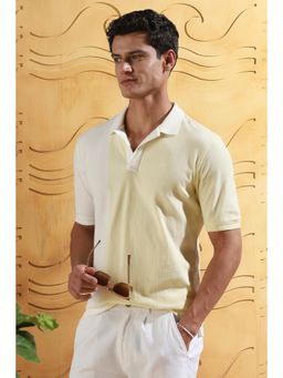 Peter England - Men Yellow Cotton Regular Fit Polo T-Shirt