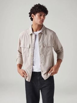 Levi's - Men Beige Solid Relaxed Fit Shirt