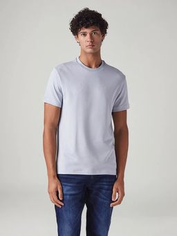 Levi's - Men Grey Solid Regular Fit Interlock T-shirt