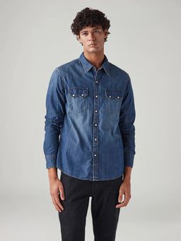 Levi's - Men Blue Solid Slim Fit Denim Shirt