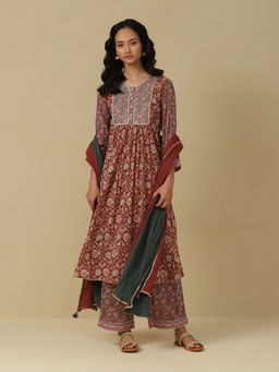 Aarke Ritu Kumar - Maroon Floral Print Kurta with Pant & Dupatta (Set of 3)