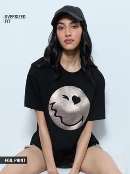 The Souled Store - Official Smiley: Glitter Getter Womens Oversized T-Shirt