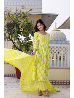 EthniFlair - Floral Yoke Hand Work Cotton Straight Kurta With Pant And Dupatta - Yellow
