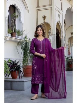 EthniFlair - Floral Embroidered Cotton Kurta With Pant And Dupatta - Purple