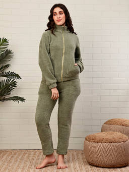 TAG 7 - Green Zipper Full Sleeves Nightsuit
