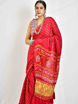 Sundarii - Kalash - Rai Bandhej Zari Pallu Gajji Silk Red Saree with Unstitched Blouse