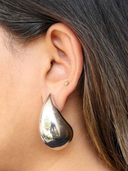 Viari Accessories - Statement Drop Dangle Earrings