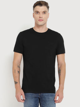 Guess - Men Black Solid Round Neck Short Sleeves T-Shirt