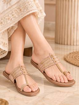 Pelle Albero - Women's Kolhapuri Nude Flats