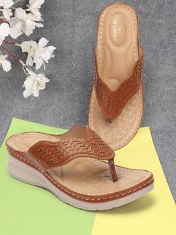 XE Looks - Elegant And Chic Orthopedic Doctor Slippers
