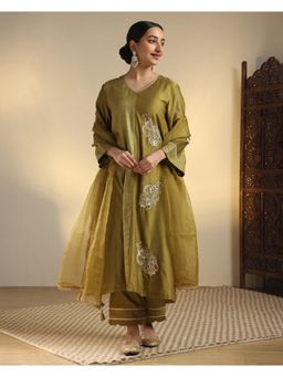 Sarvaa by Kriti - Green Chhaya Embroidered Kurta and Pant with Dupatta