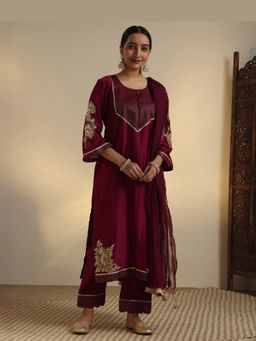 Sarvaa by Kriti - Wine Harsha Embroidered Kurta and Pant with Dupatta