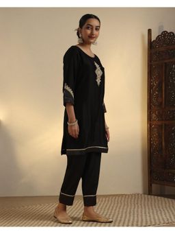 Sarvaa by Kriti - Black Raina Embroidered Kurta and Pant