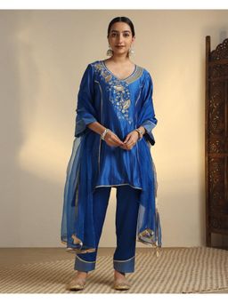 Sarvaa by Kriti - Blue Jiya Embroidered Kurta and Pant with Dupatta