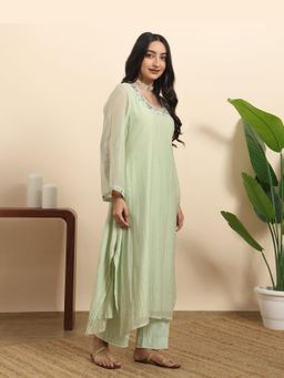 Sarvaa by Kriti - Green Sheetal Embroidered Kurta and Pant